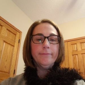 Meet your Posher, Kim